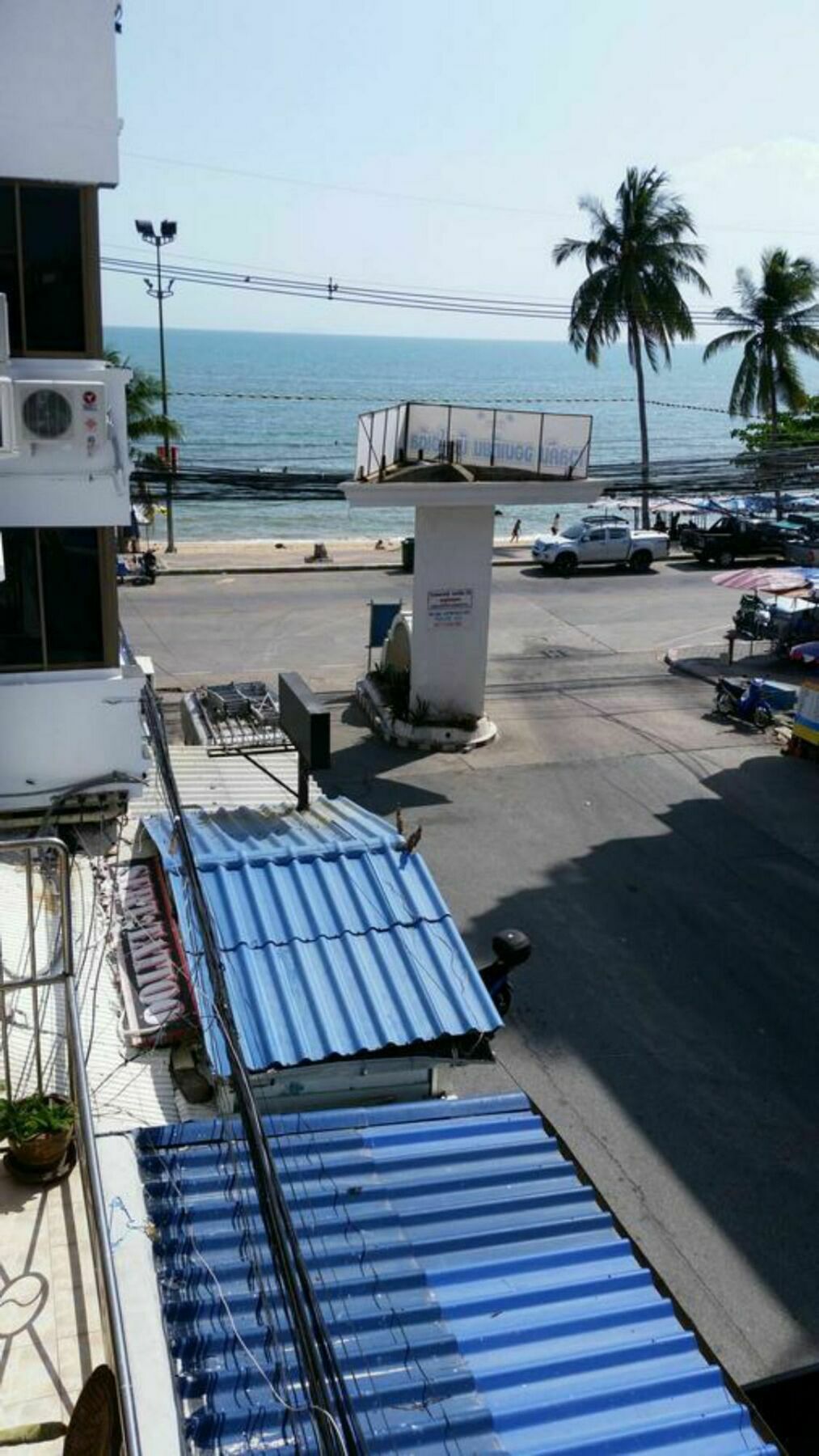 Avenue Beach Hotel Jomtien Beach Exterior photo